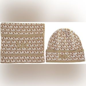 MK hat & Scarf Set